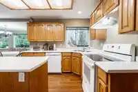 5946 242 STREET - thumbnail 10