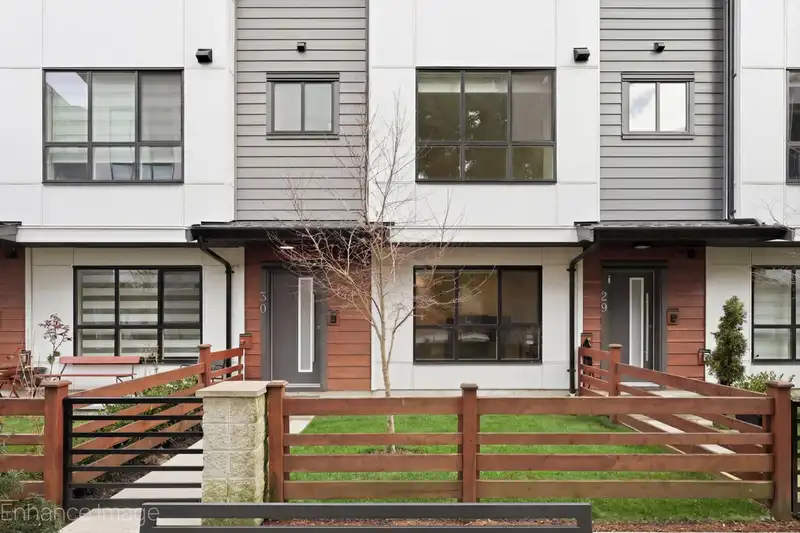 30 7177 194A STREET - photo 4 of 34