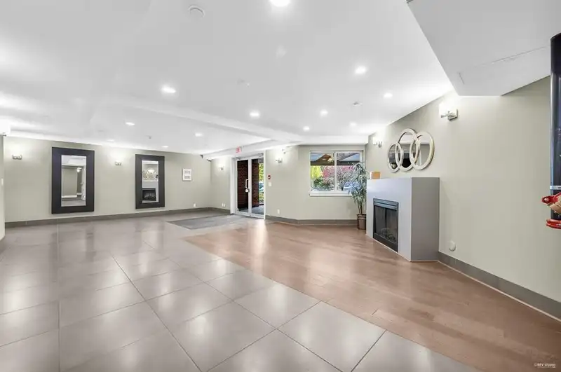 419 2233 MCKENZIE ROAD - photo 4 of 31