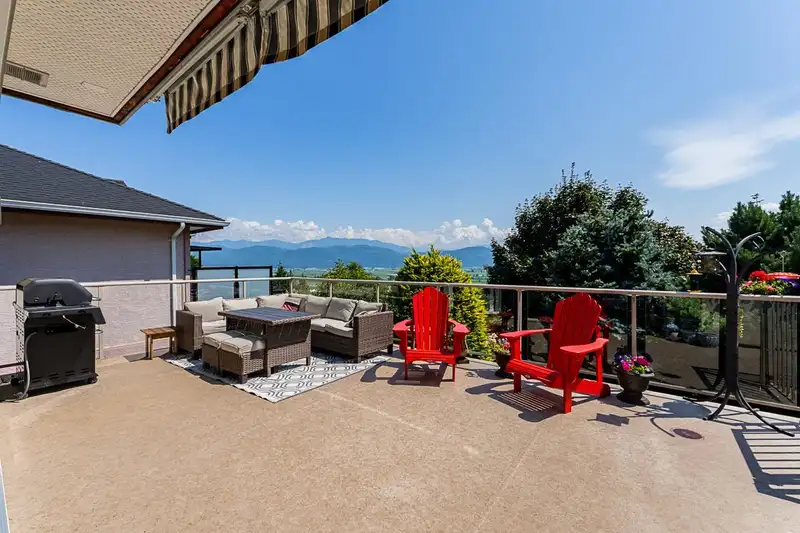 35946 REGAL PARKWAY - photo 3 of 40