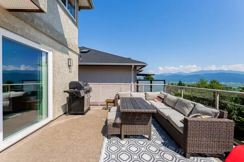 35946 REGAL PARKWAY - photo 4 of 40