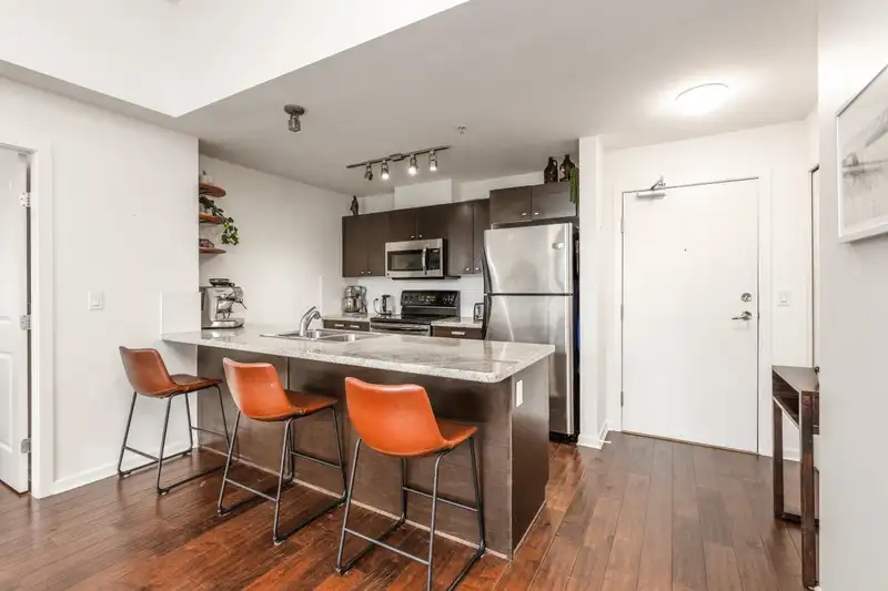 401 18755 68 AVENUE - photo 3 of 26
