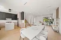 742 E 58TH AVENUE - thumbnail 6