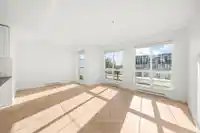 504 8353 200A STREET - thumbnail 2