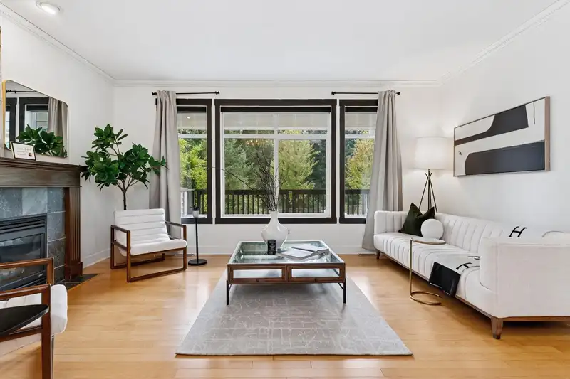 1855 PARKWAY BOULEVARD - photo 4 of 40