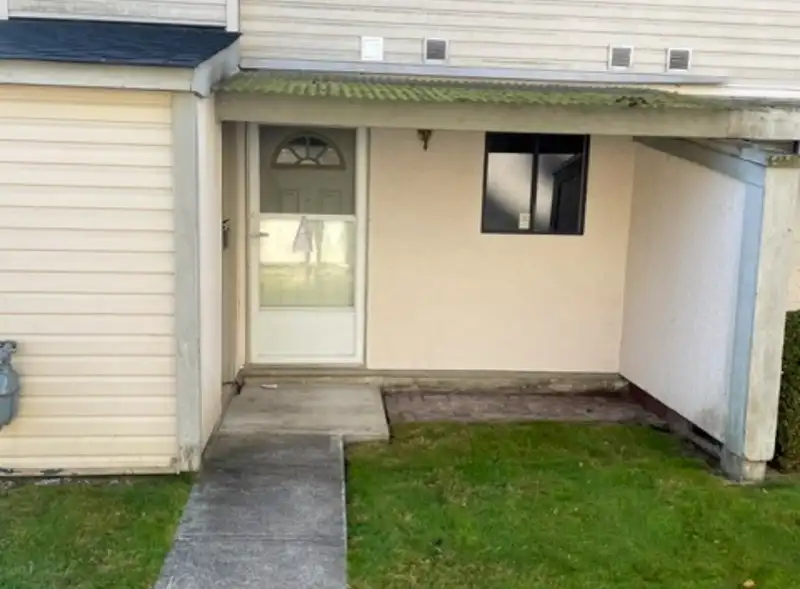 50 5181 204 STREET - photo 2 of 6