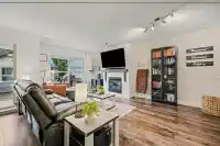 70 20350 68 AVENUE - thumbnail 3