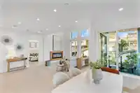 2 434 E 1ST STREET - thumbnail 6