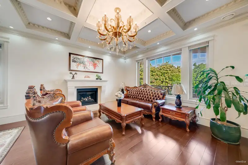 6633 NEAL STREET - photo 2 of 38