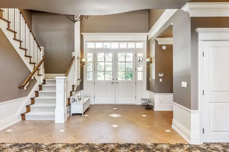 13356 26 AVENUE - photo 4 of 36