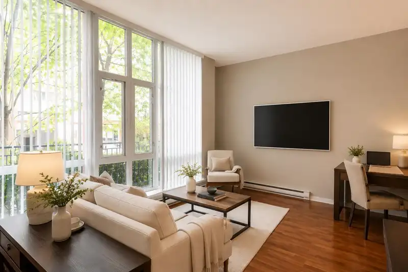 1072 SEYMOUR STREET - photo 3 of 12