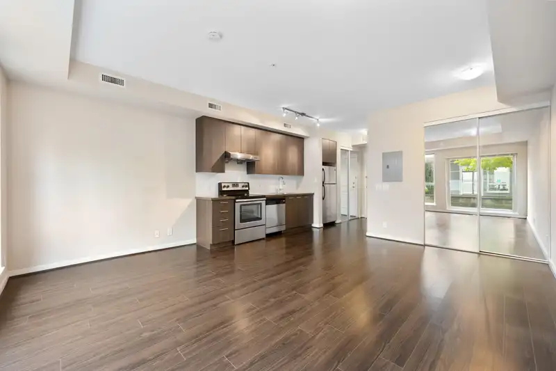 282 4133 STOLBERG STREET - photo 3 of 15