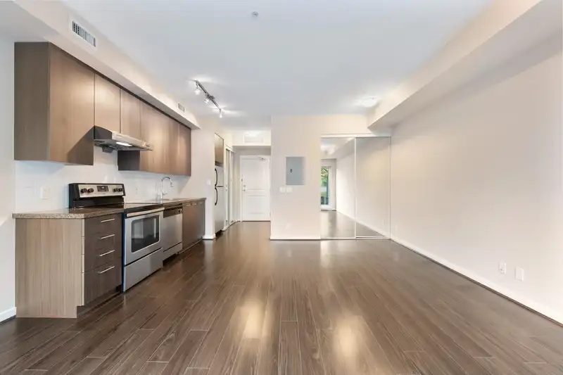 282 4133 STOLBERG STREET - photo 4 of 15