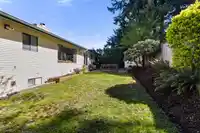 34258 REDWOOD AVENUE - thumbnail 13