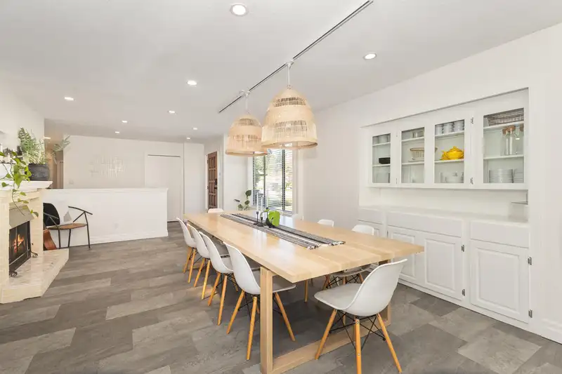 34258 REDWOOD AVENUE - photo 4 of 40