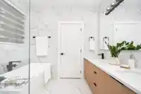 7511 205 STREET - thumbnail 17