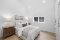 1 810 E 22ND AVENUE - thumbnail 25