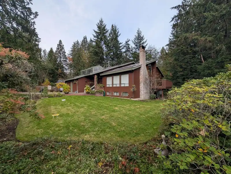 1498 CHAMBERLAIN DRIVE - photo 2 of 40