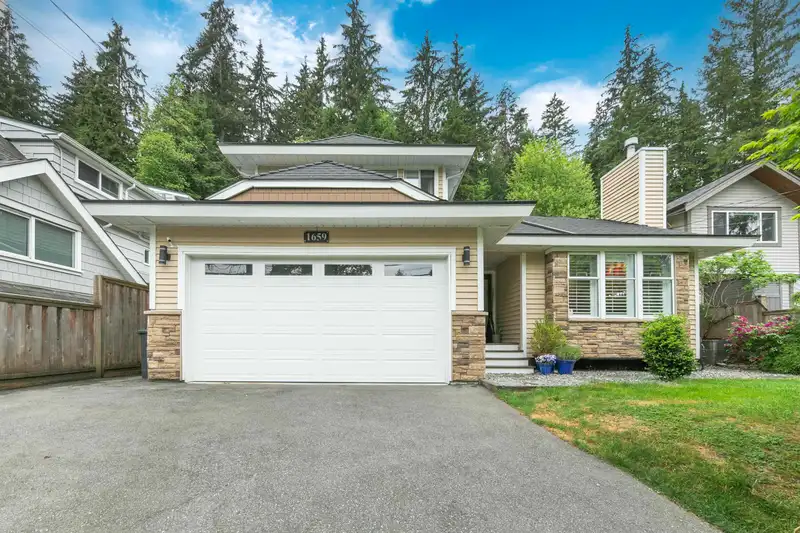 1659 DEEP COVE ROAD - photo 1 of 30