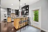 4922 215 STREET - thumbnail 7