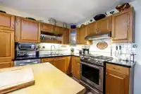 2 261 W 16TH STREET - thumbnail 12