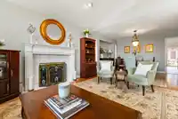 9109 160A STREET - thumbnail 3