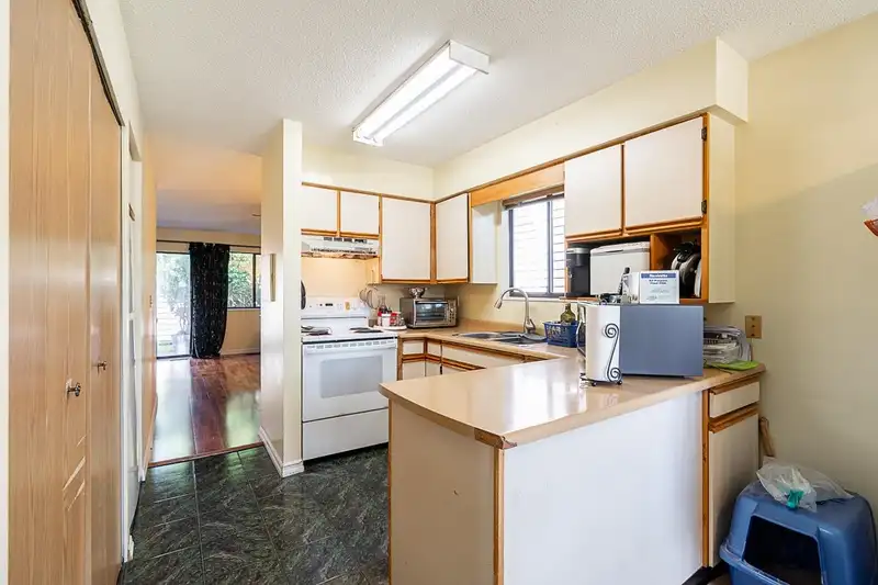 9 10111 GILBERT ROAD - photo 3 of 14