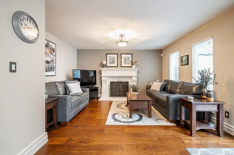 9432 205B STREET - photo 4 of 36
