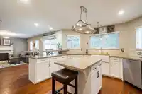9432 205B STREET - thumbnail 7