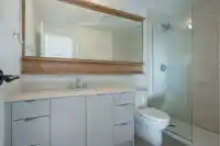 310-311 2493 MONTROSE AVENUE - thumbnail 17