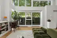 428 HELMCKEN STREET - thumbnail 7