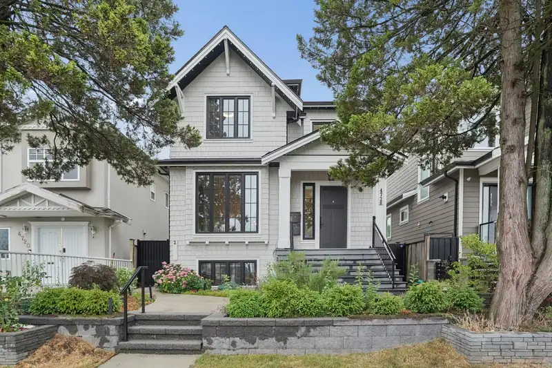 4728 LITTLE STREET - photo 1 of 29