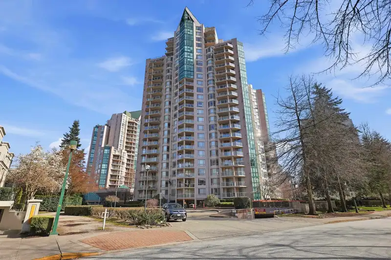 1702 1199 EASTWOOD STREET - photo 3 of 32