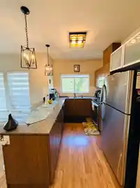 419 9655 KING GEORGE BOULEVARD - thumbnail 3