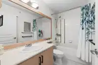 25 7128 STRIDE AVENUE - thumbnail 13