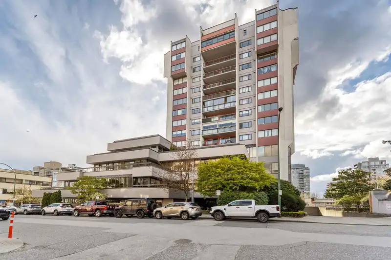 1005 1515 EASTERN AVENUE - photo 1 of 36