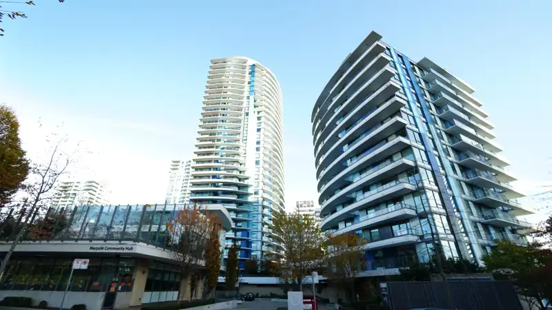1409 8189 CAMBIE STREET - photo 2 of 28