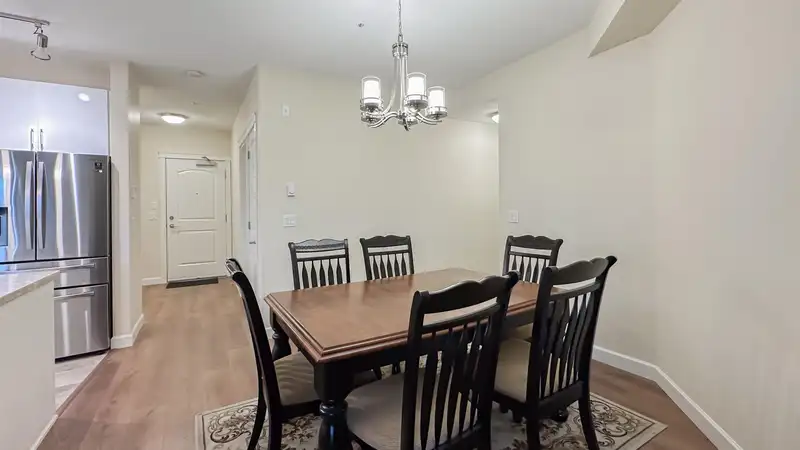 407 8526 202B STREET - photo 4 of 31