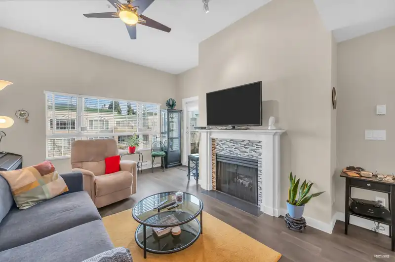 403 2970 PRINCESS CRESCENT - photo 1 of 28