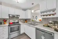 403 2970 PRINCESS CRESCENT - thumbnail 6