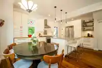 401 E KING EDWARD AVENUE - thumbnail 8