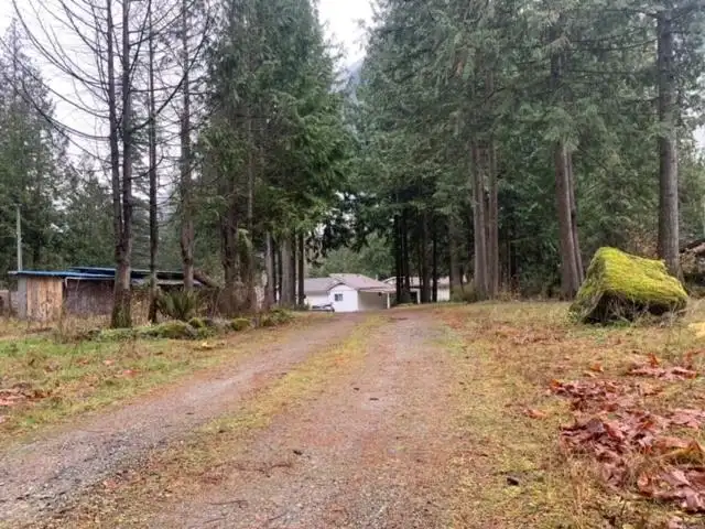 19552 SILVER SKAGIT ROAD - photo 4 of 15