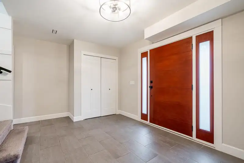 11556 197A STREET - photo 2 of 40