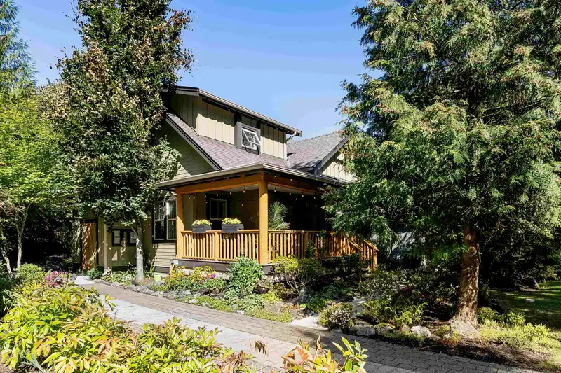 1845 MOSSY GREEN WAY - photo 1 of 40
