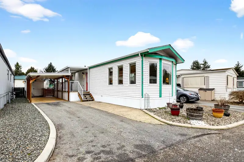 19635 PLANETREE LANE - photo 3 of 39