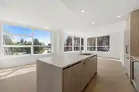 305 423 6TH STREET - thumbnail 7