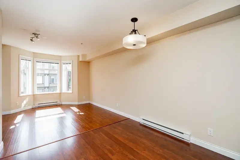 337 5660 201A STREET - photo 2 of 31