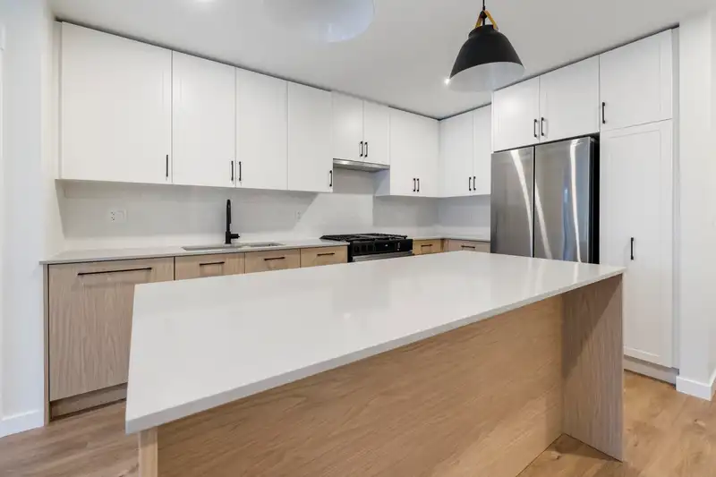 302 27218 ALDERGROVE TOWN CENTRE DRIVE - photo 4 of 28