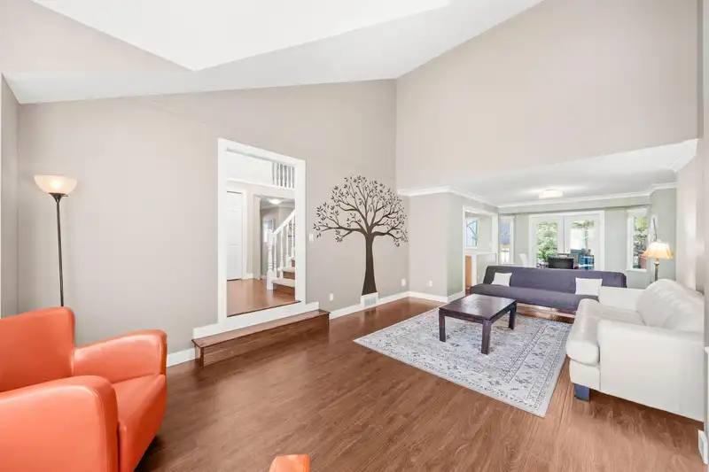 21558 86A CRESCENT - photo 3 of 25