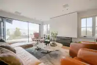 4546 LANGARA AVENUE - thumbnail 5